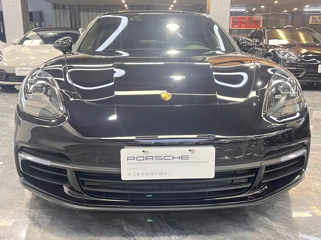 Porsche Panamera 2019 — фото 2