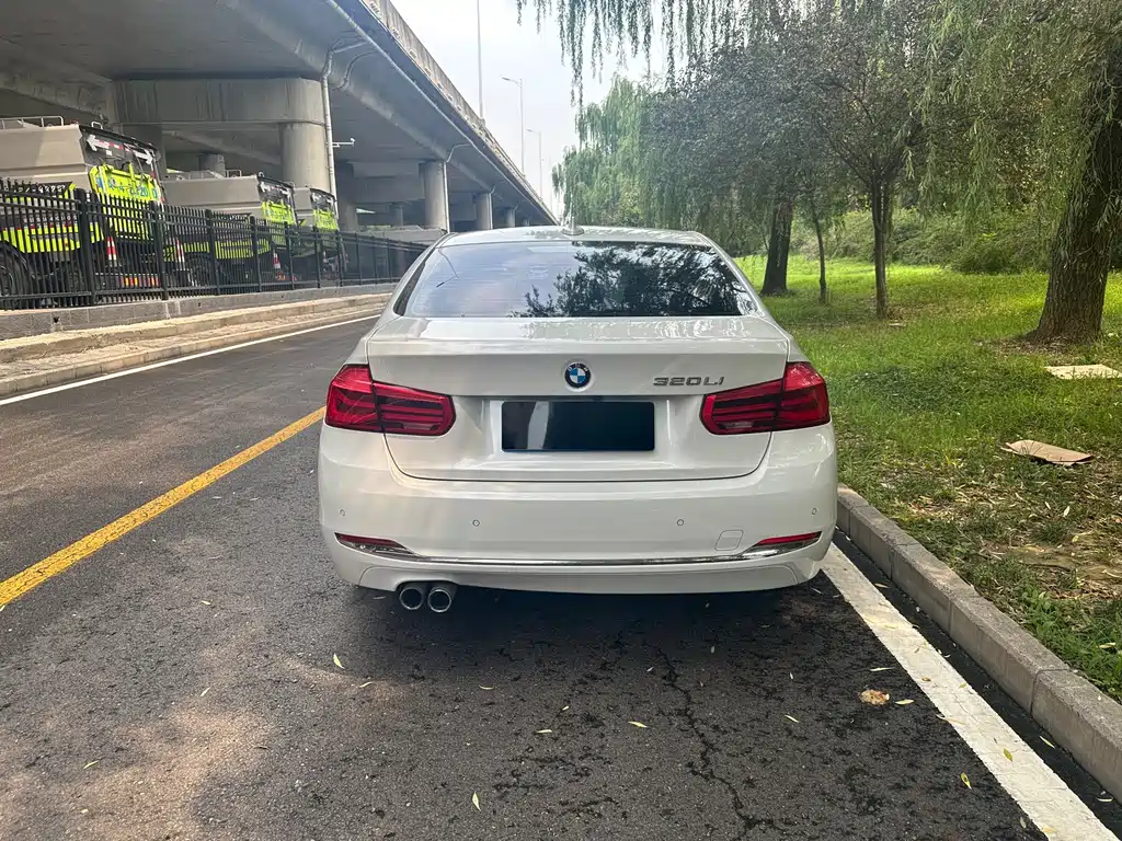 BMW 3 Series 2017
