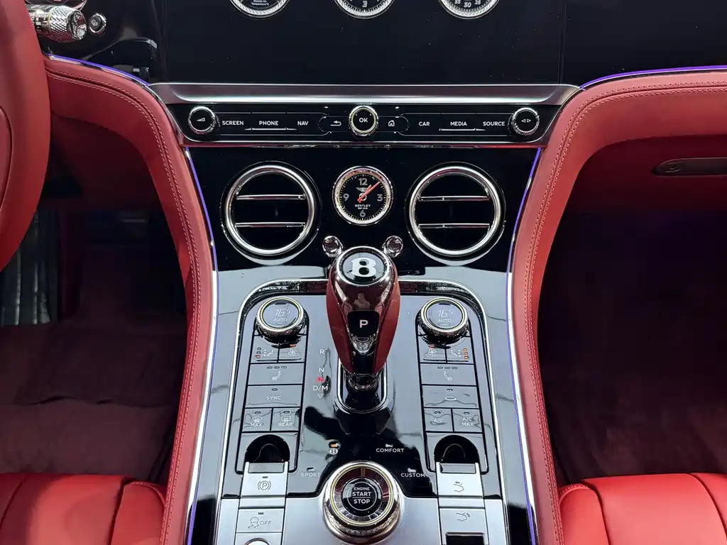 Bentley Continental 2020 — фото 7