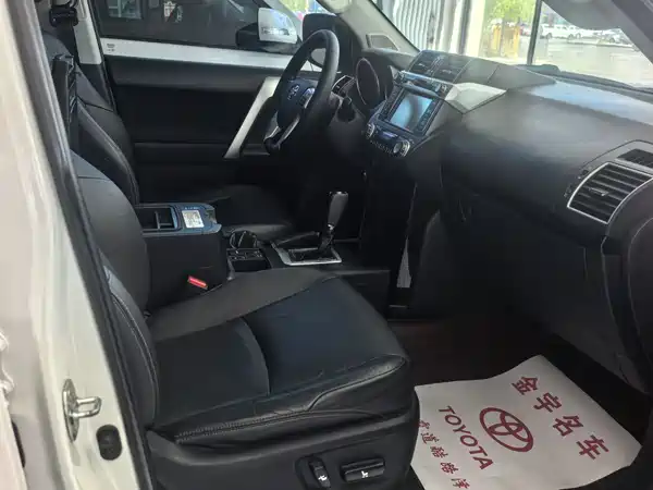 Toyota Prado 2016