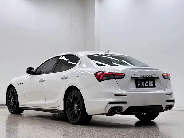 Maserati Ghibli 2014