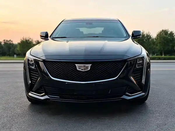 Cadillac CT5 2026