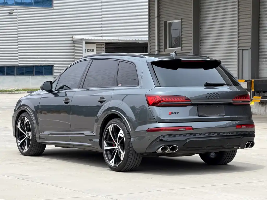 Audi SQ7 2024 — фото 4
