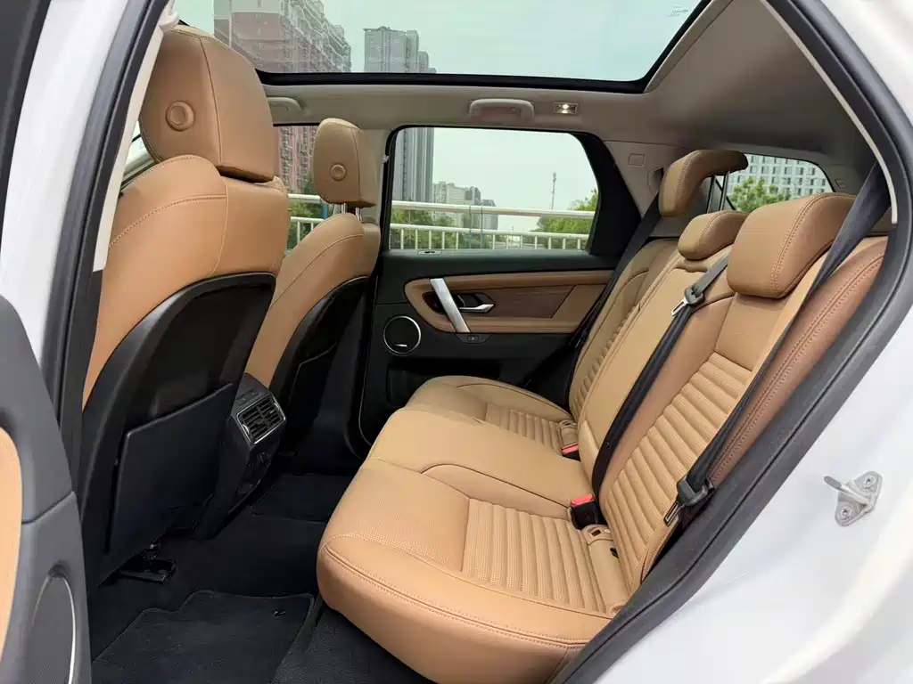Land Rover Discovery Sport 2025 — фото 13