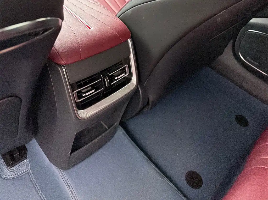 Hongqi H5 2022 — фото 9