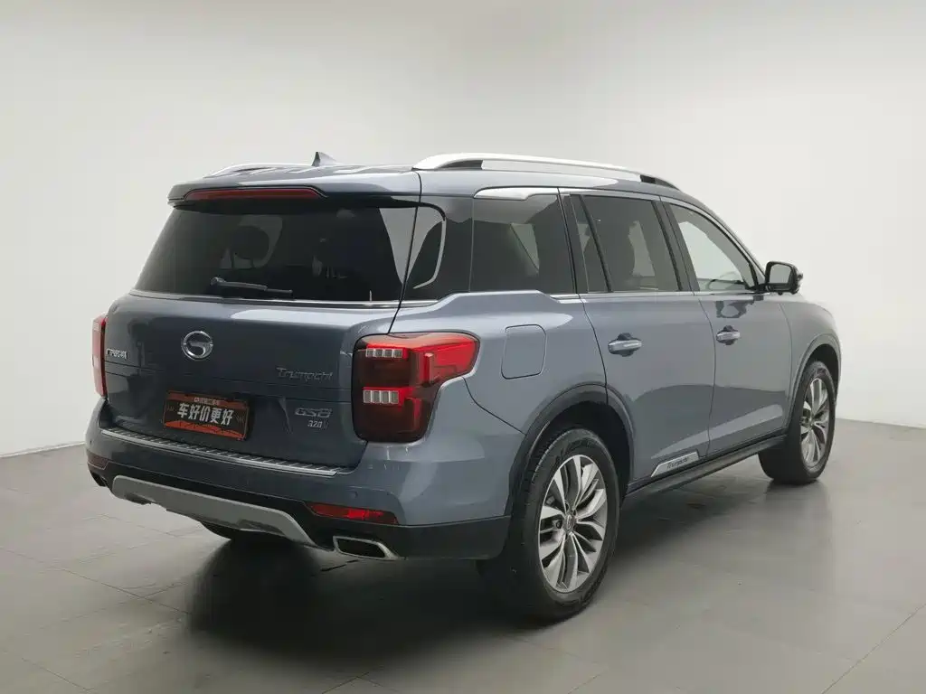 GAC Trumpchi GS8 2017 — фото 2