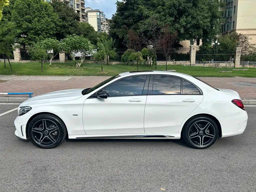 Mercedes-Benz C-Class 2020 — фото 4