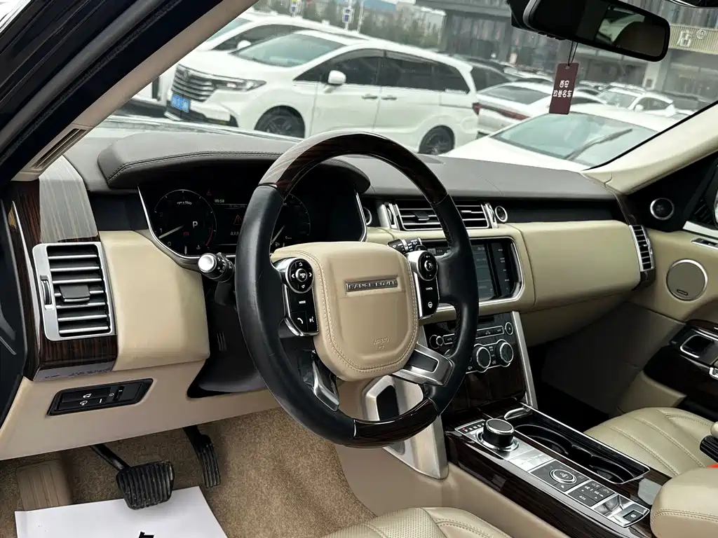Land Rover Range Rover 2015 — фото 9