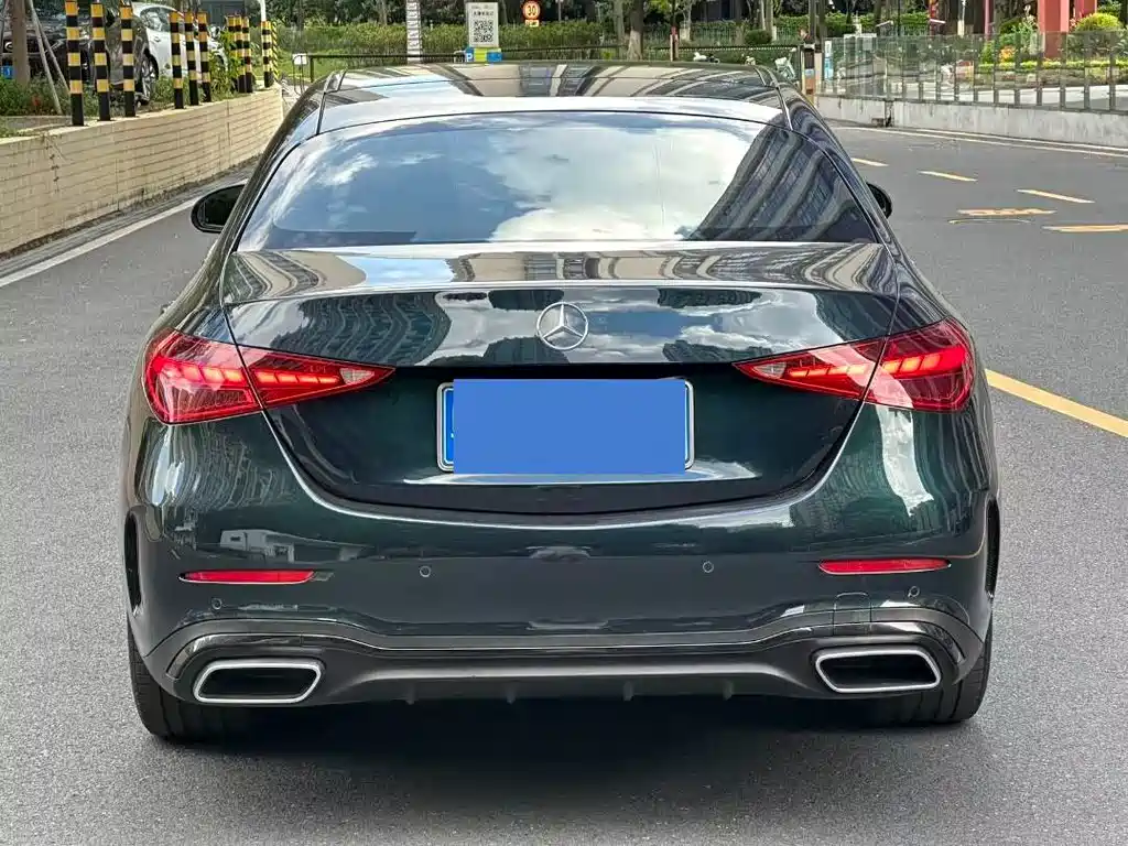 Mercedes-Benz C-Class 2021