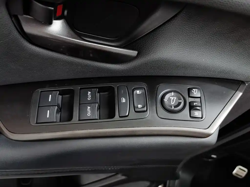 Acura CDX 2018 — фото 9