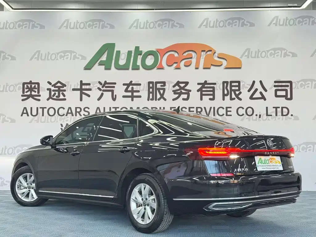 Volkswagen Passat 2023