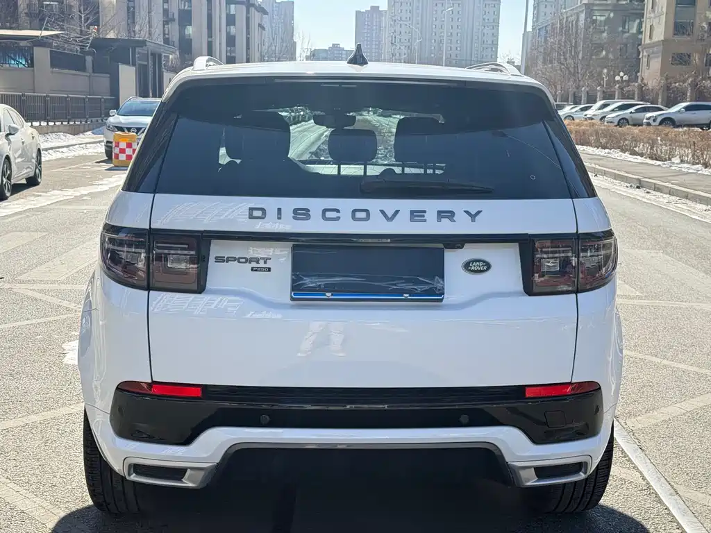 Land Rover Discovery Sport 2022 — фото 13