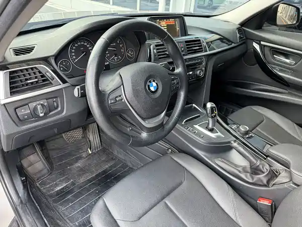 BMW 3 Series 2017
