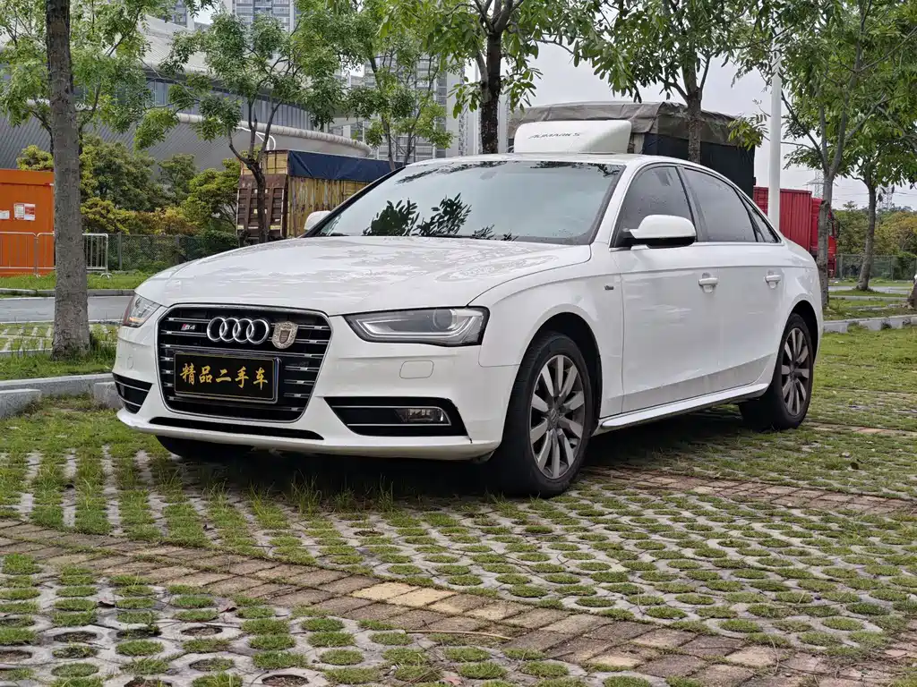 Audi A4L 2014 — фото 2