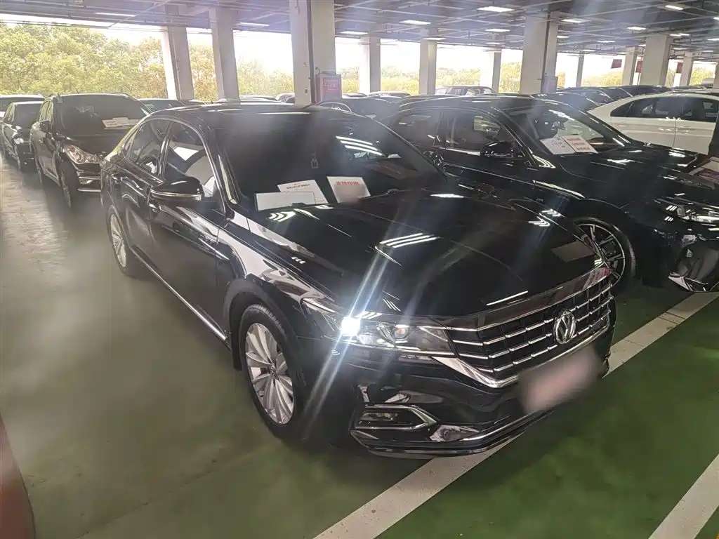 Volkswagen Passat 2019 — фото 22