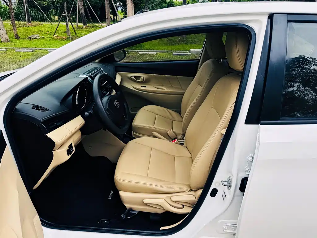 Toyota Vios 2016 — фото 9