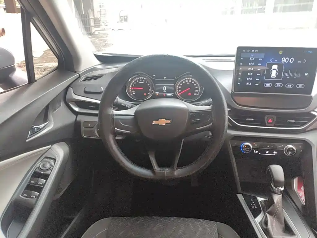Chevrolet Orlando 2020 — фото 11