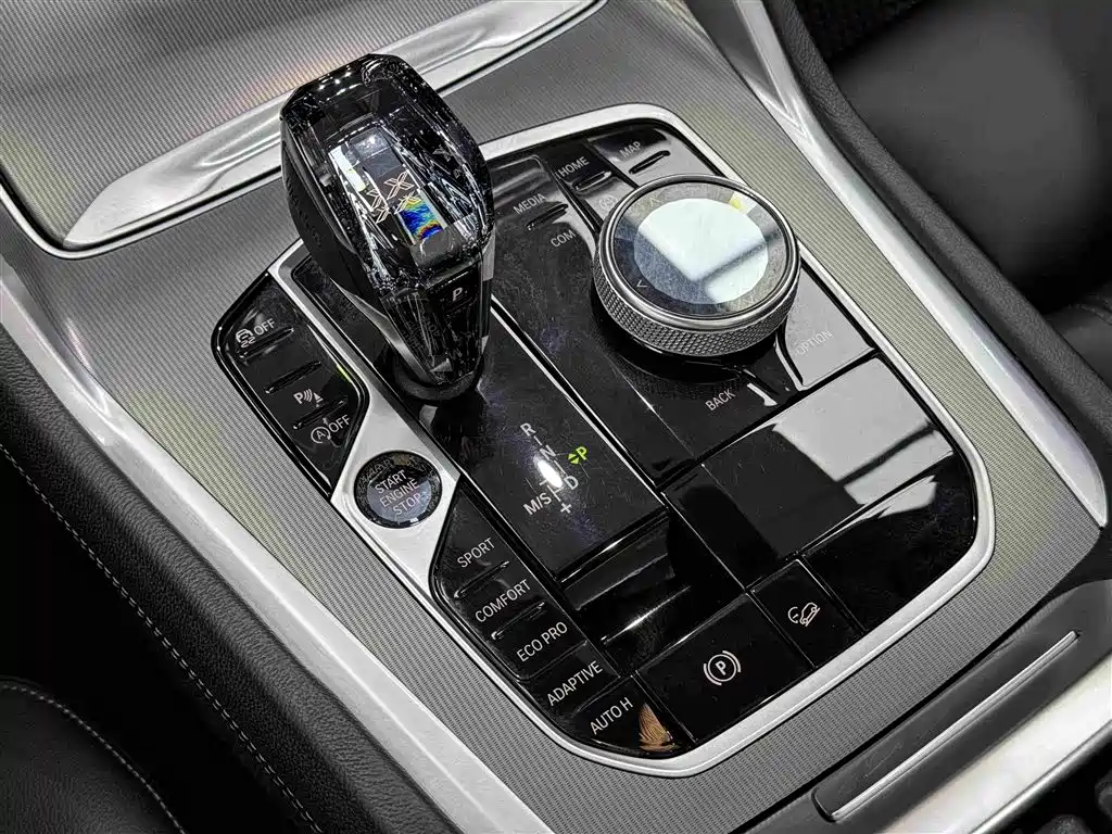 BMW X6 2021 — фото 9