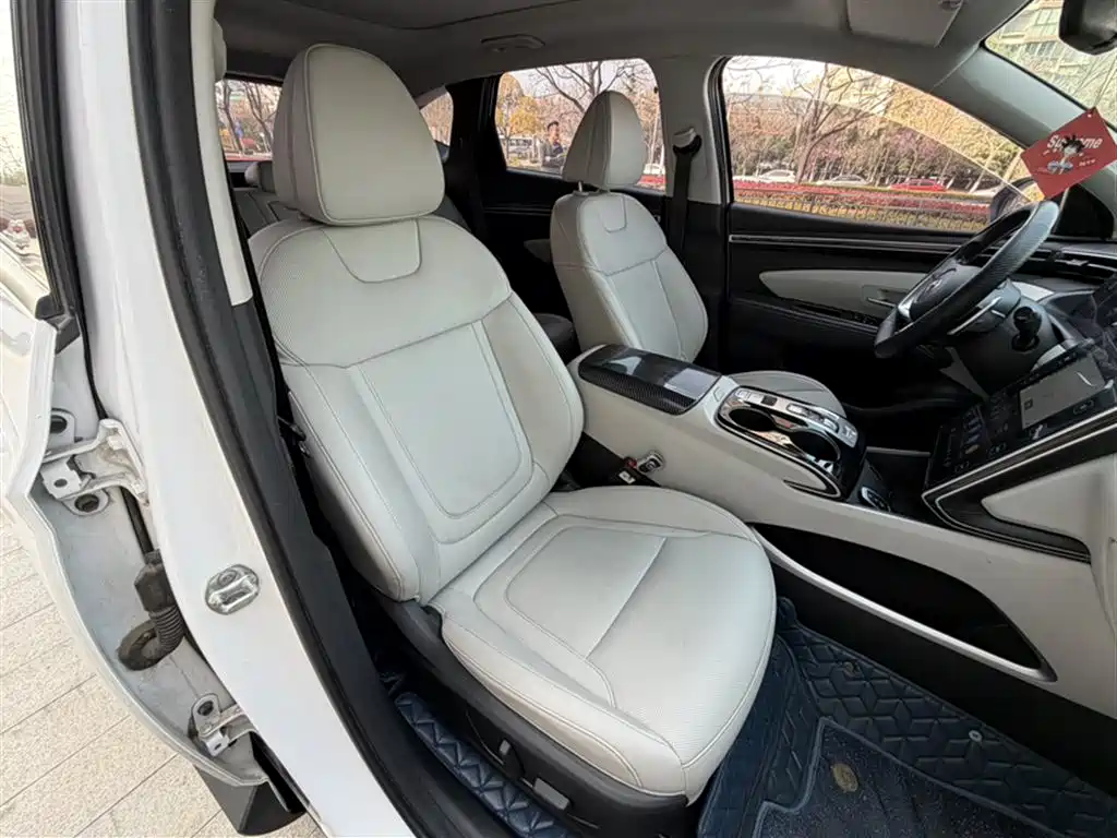 Hyundai Tucson 2021 — фото 17