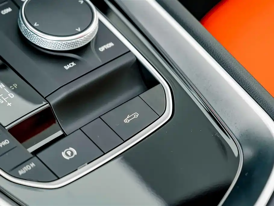 BMW Z4 2023 — фото 13