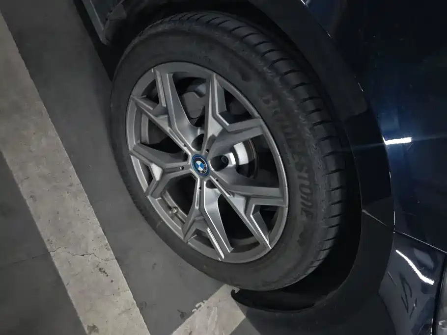 BMW i3 2023