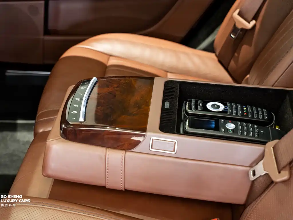 Mercedes-Benz S-Class 2011 — фото 40