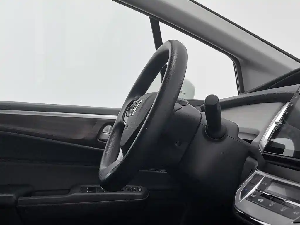 Honda Jade 2017 — фото 22