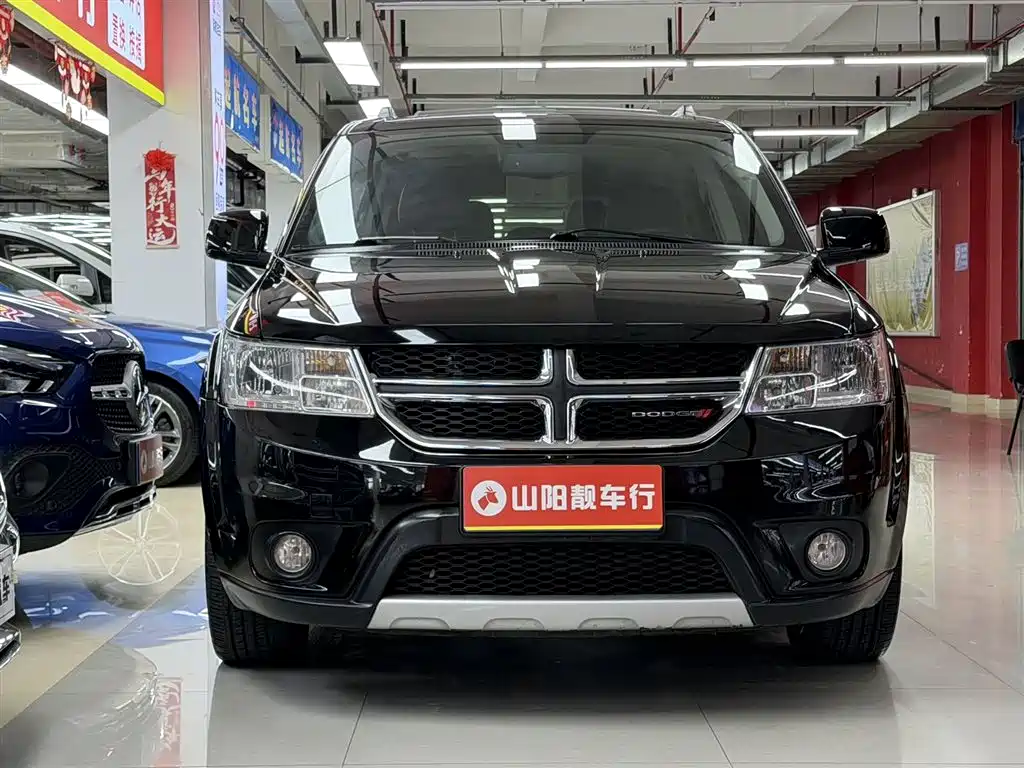 Dodge Journey 2014 — фото 2