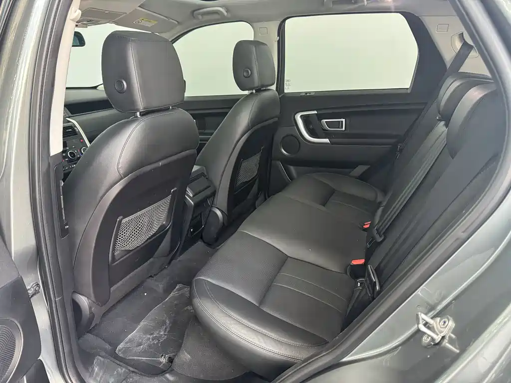 Land Rover Discovery Sport 2018 — фото 14