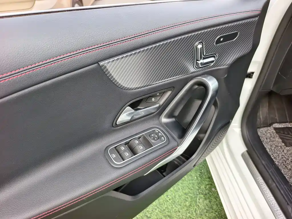 Mercedes-Benz A-Class 2023