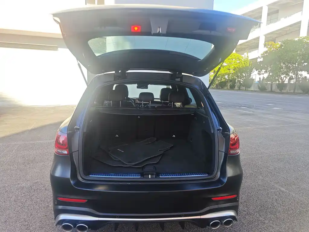 Mercedes-Benz GLC AMG 2020 — фото 16