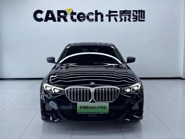 BMW i3 2025