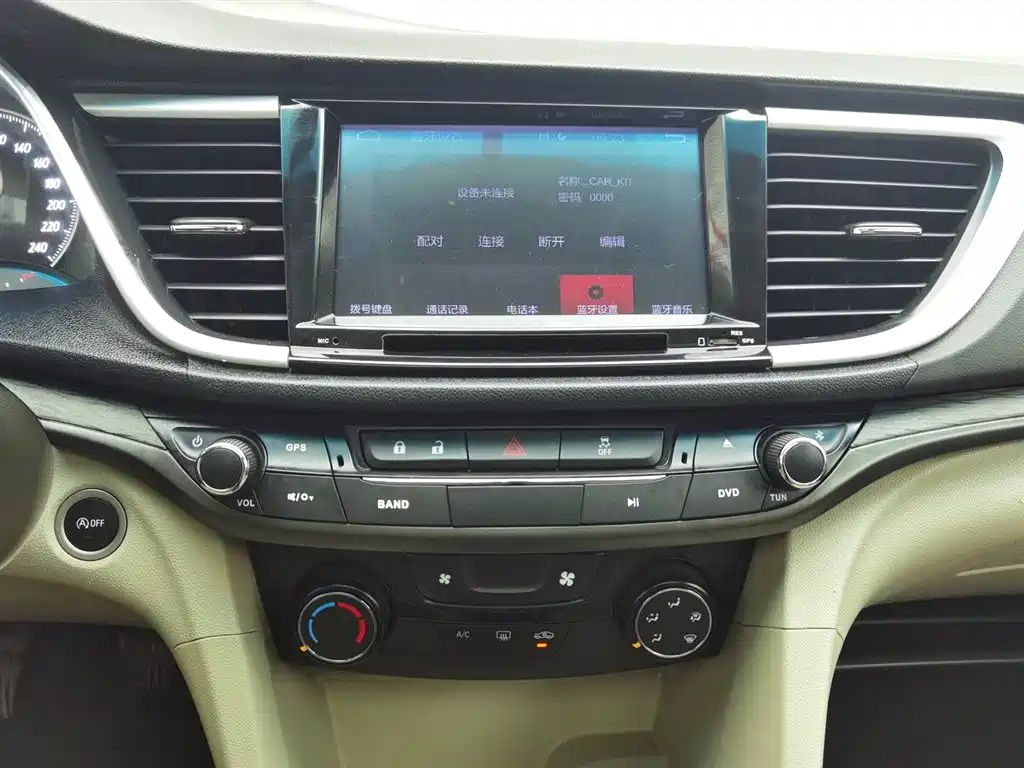 Buick Excelle 2017 — фото 12