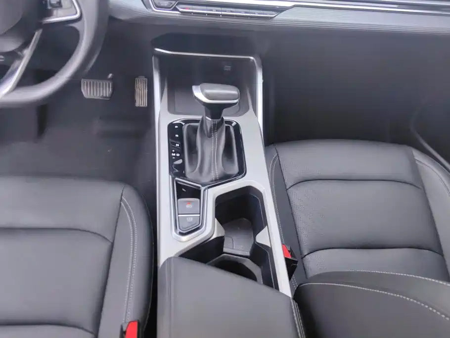 Geely Emgrand L 2023 — фото 16