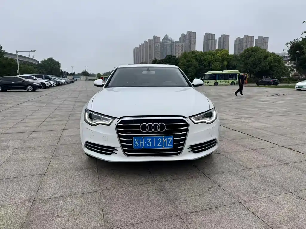 Audi A6L 2015 — фото 2