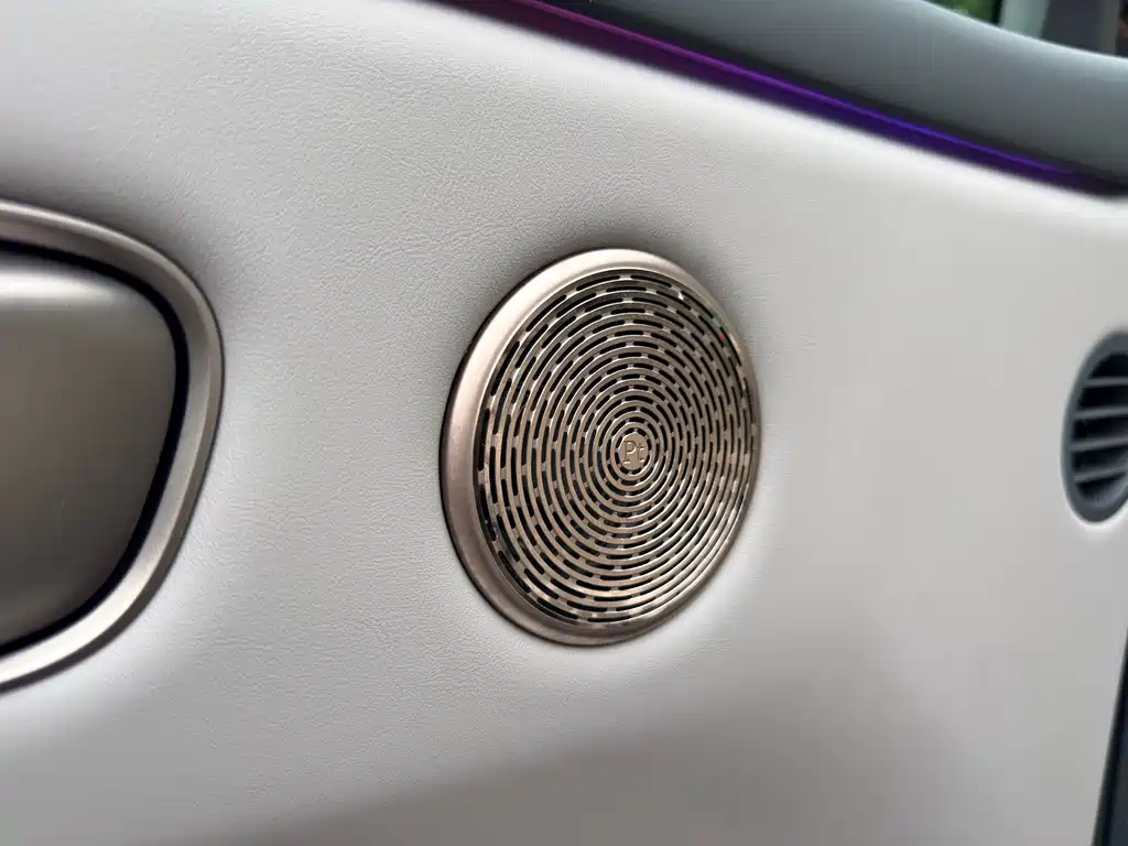 Li Auto i8 2025 — фото 12