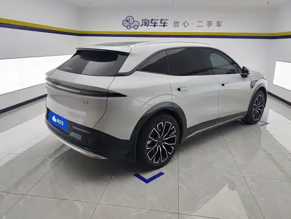Zeekr 7X 2025