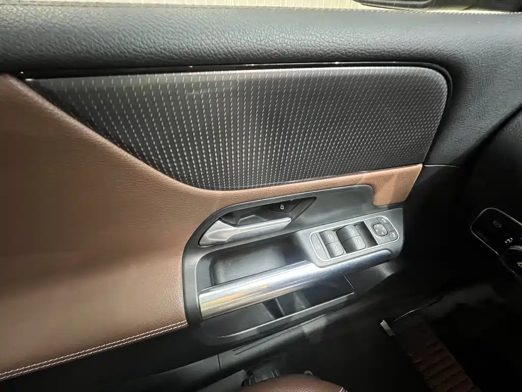Mercedes-Benz B-Class 2020 — фото 14