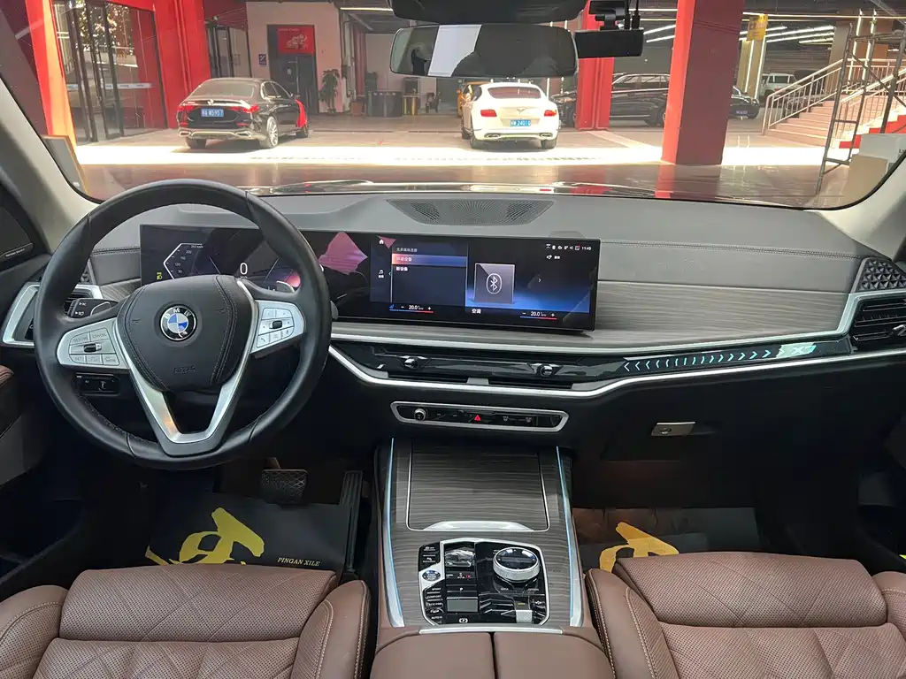 BMW X7 2023 — фото 15
