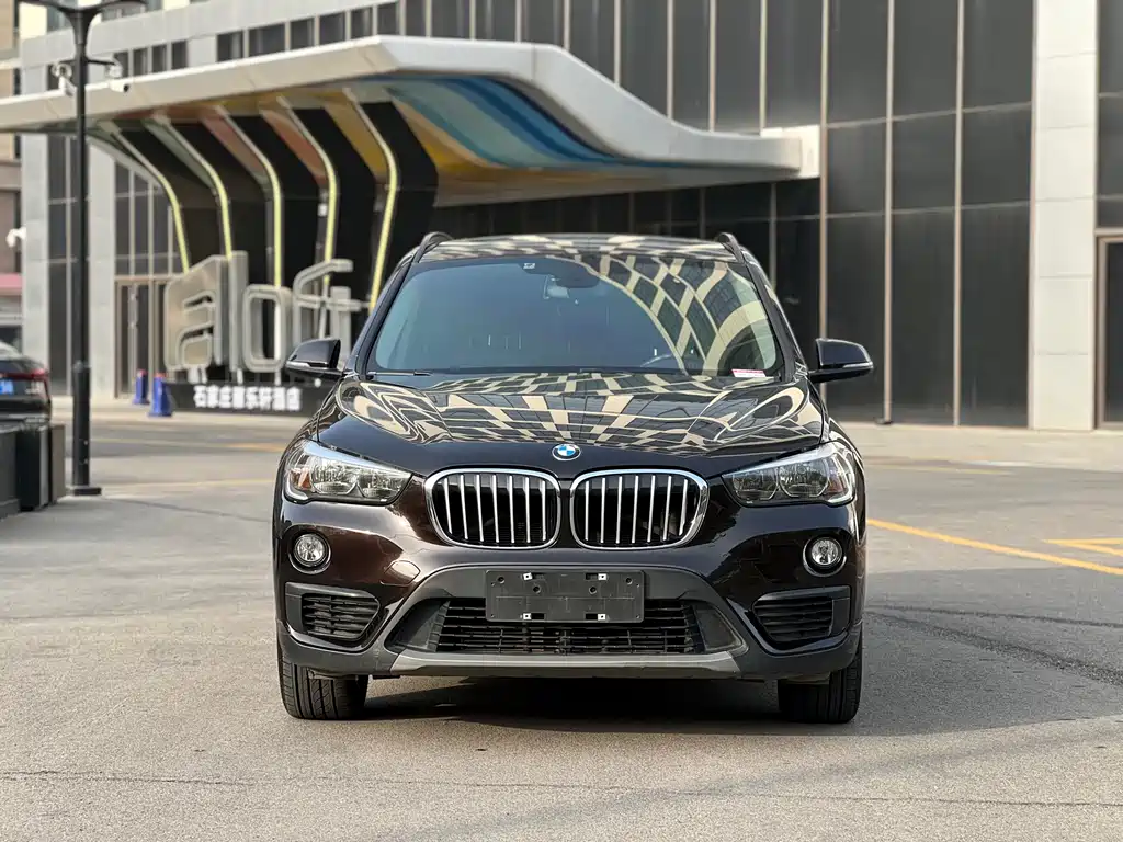 BMW X1 2018 — фото 2