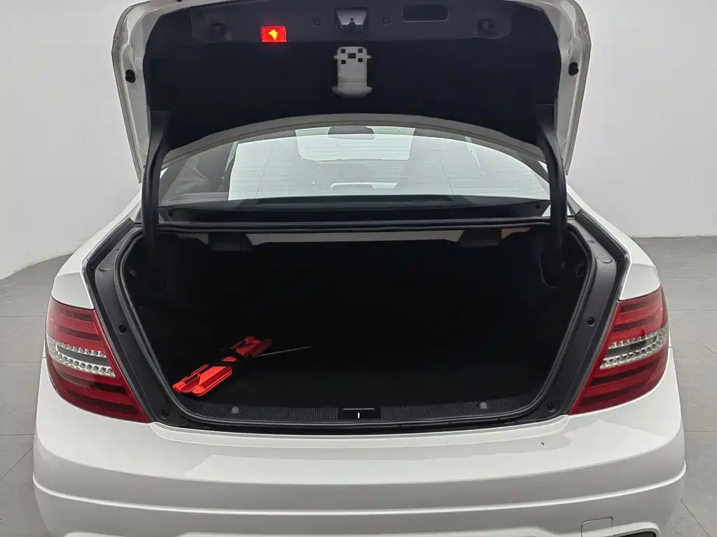 Mercedes-Benz C-Class 2013 — фото 16