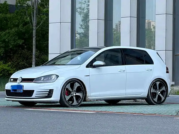 Volkswagen Golf GTI 2016