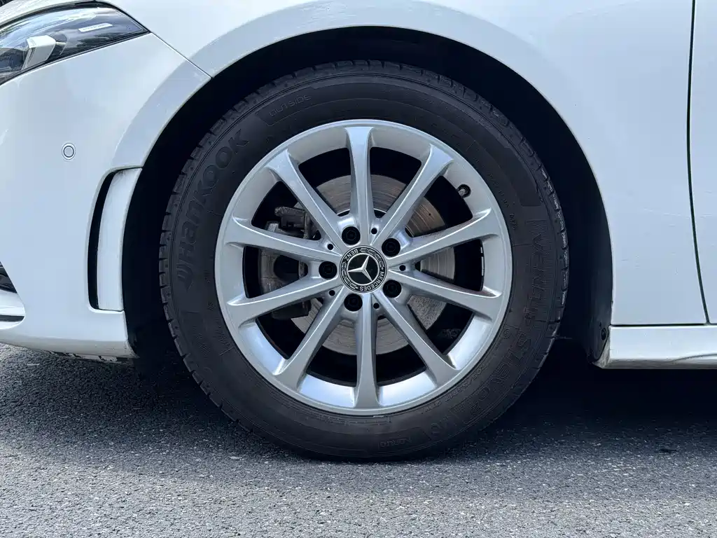 Mercedes-Benz A-Class 2020 — фото 19