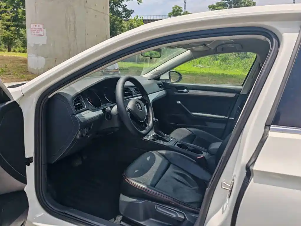 Volkswagen Lamando 2015