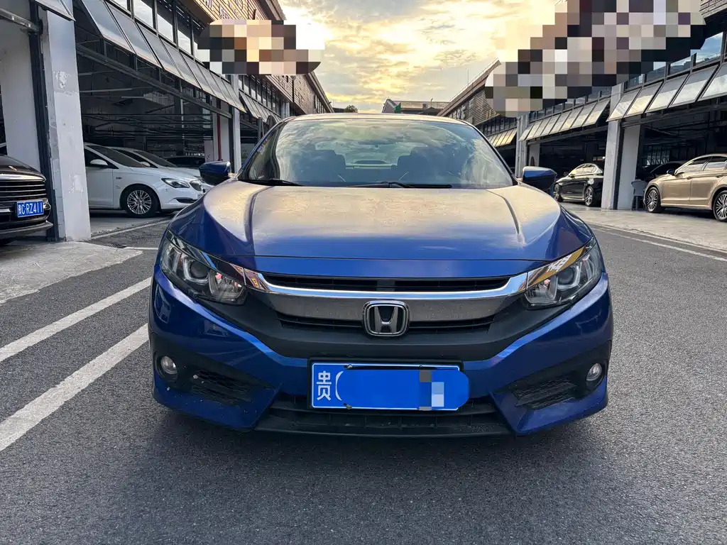 Honda Civic 2017 — фото 2