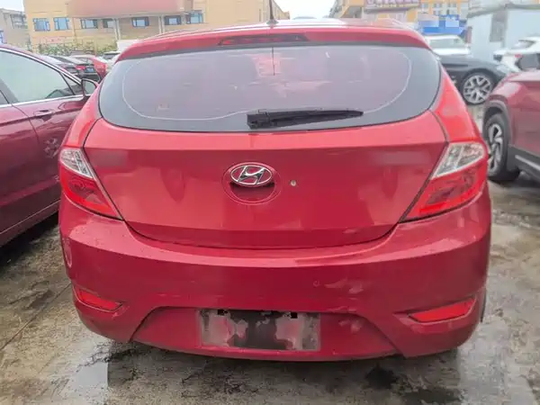Hyundai Rui Yi 2014