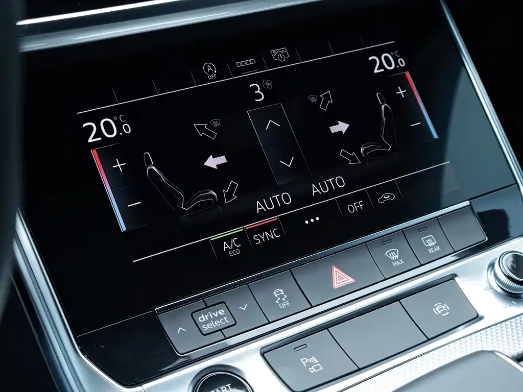 Audi A6L 2022 — фото 12