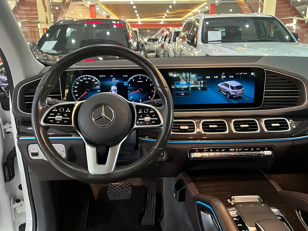 Mercedes-Benz GLE 2019 — фото 9