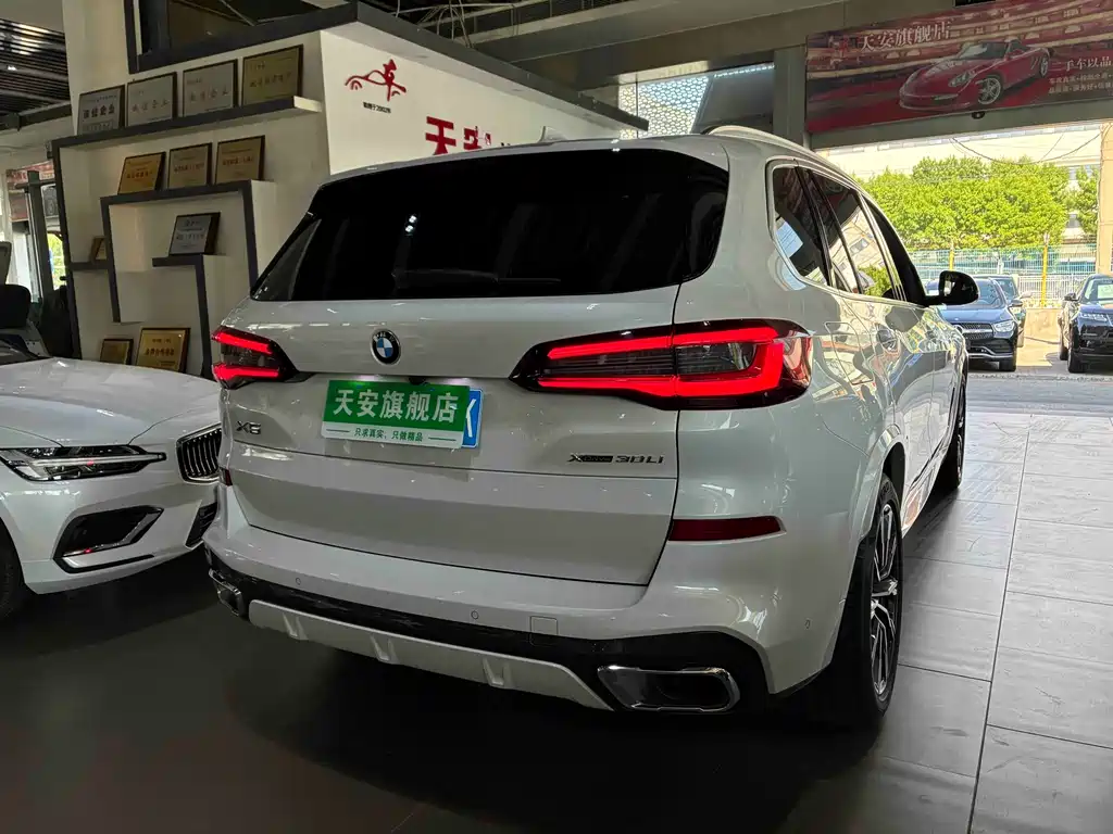 BMW X5 2023 — фото 12
