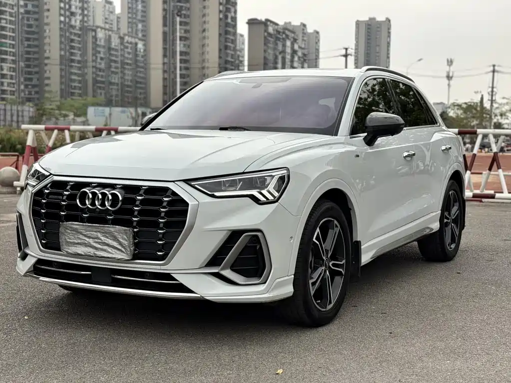 Audi Q3 2022
